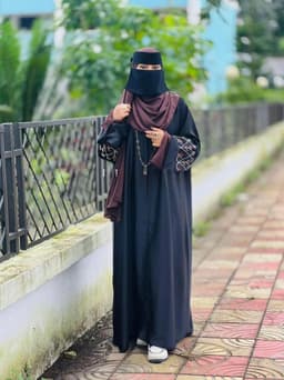 Jafran Fabric Sleeve Embroidery Abaya থাম্বনেইল 3